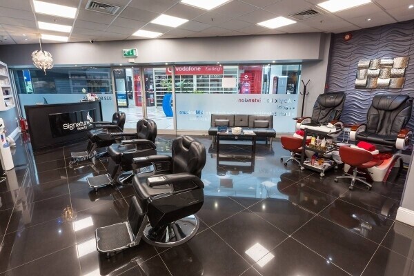 Beauty Salon - Hampshire Photo 2