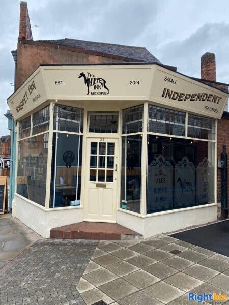 Superb Micro Pub in Lichfield *Tremendous Opportunity* *Viewing Highly Recommended* Photo 1