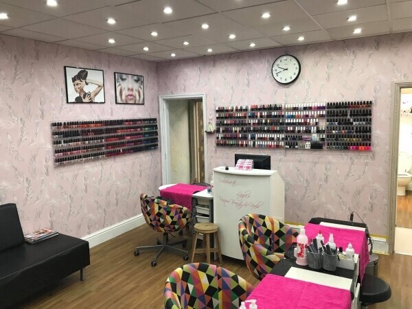 Leasehold Nails and Beauty Salon for sale in Purley Photo 2