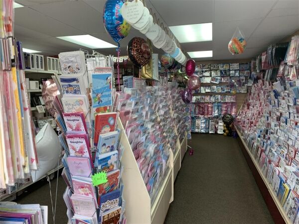 FREEHOLD RETAIL GIFTS/CARDS BALLOONS & PARTY SUPPLIES IN SWANSEA SUBURB FREEHOLD RETAIL GIFTS/CARDS BALLOONS & PARTY SUPPLIES IN SWANSEA SUBURB
