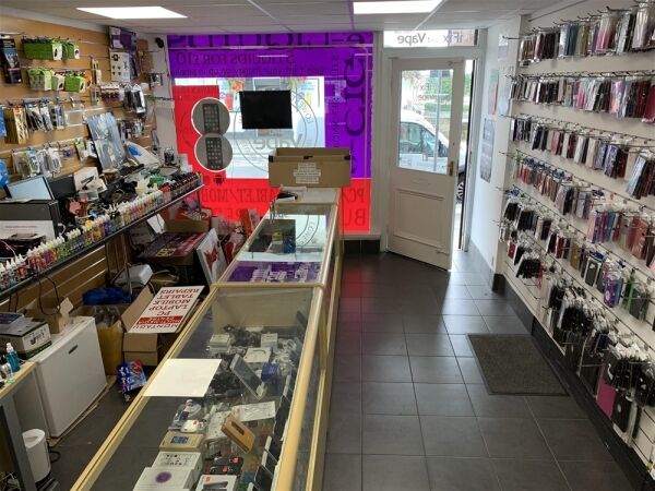 MOBILE PHONE & LAPTOP REPAIRS & VAPING SUPPLIES IN MEXBOROUGH TOWN CENTRE MOBILE PHONE & LAPTOP REPAIRS & VAPING SUPPLIES IN MEXBOROUGH TOWN CENTRE