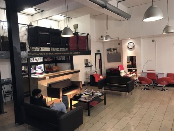 SUPERB UNISEX HAIR & NAILS STUDIO IN LEEDS CITY CENTRE