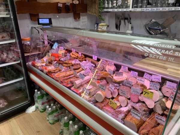 THRIVING POLISH DELICATESSEN & OFF LICENCE IN HUDDERSFIELD
