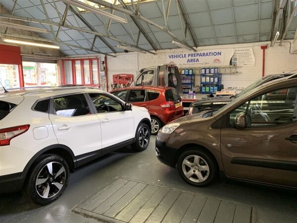 QUALITY USED AUTO SALES BUSINESS IN BRIDLINGTON