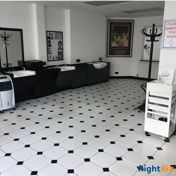 Barbershop For Sale in Cheam Surrey Photo 3