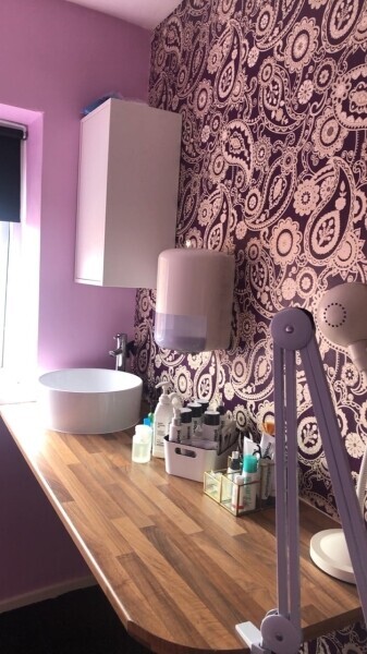 BEAUTY AND LASER CLINIC FOR SALE Photo 3