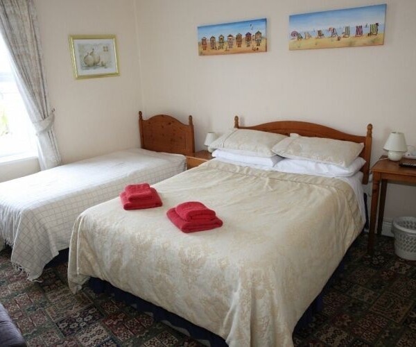 Long Established Guest House - Stoke-on-Trent Photo 2