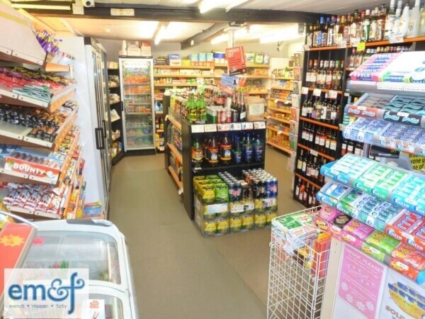 CONVENIENCE STORE Photo 2