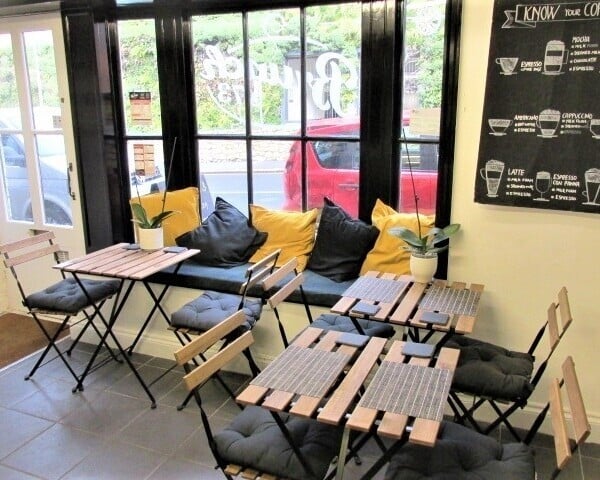 LEASEHOLD SANDWICH BAR Photo 2