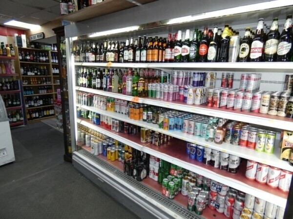 Off Licence With Convenience For Sale Didsbury Greater Manchester Photo 2