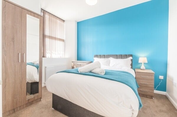 Exceptional holiday self catering business on Seafront; 7 apartments & cottage - managed remotely Photo 2