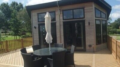 LUXURY STATIC LODGE ON STUNNING HOLIDAY PARK IN THE LUNE VALLEY, CUMBRIA