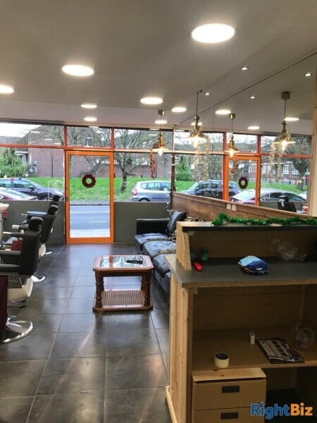Leasehold barbershop at West Green Road N15 area in North London. Photo 2