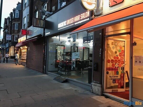 Hair Salon for sale in London Photo 2