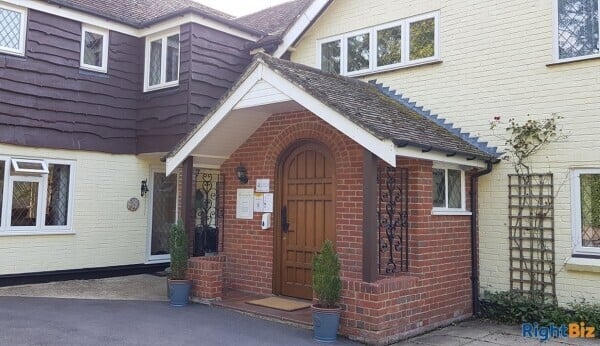 Superb Home & Income - 2 Acres New Forest Photo 2