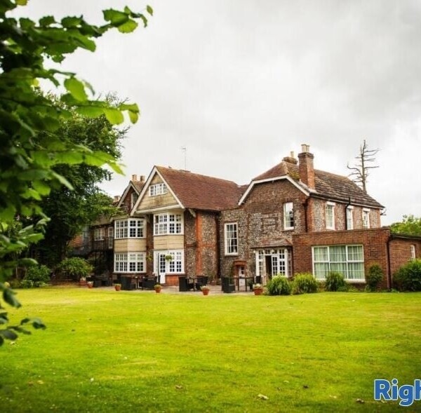 11 Bedroom Hotel in Worthing Photo 2