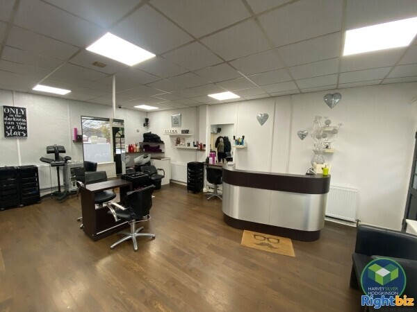 HAIR SALON: BURY: Photo 2