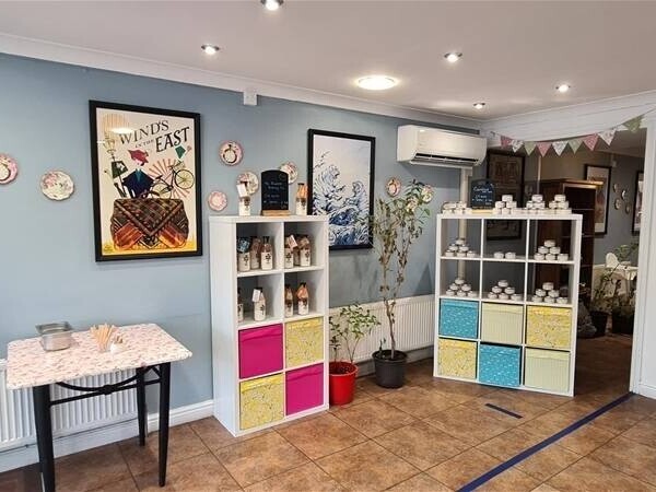 Popular Café in Highly Desirable Area Photo 3