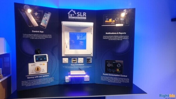 BUSY HIGH STREET IT REPAIR SHOP FOR SALE Photo 2