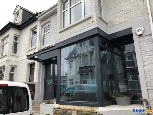Freehold Wine Bar & Coffee House with 3 Boutique Letting Rooms Located In Newquay Photo 2
