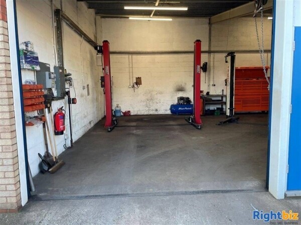 A Well Established Motor Vehicle Service, Repairs & Mechanical Repairs Business Photo 2