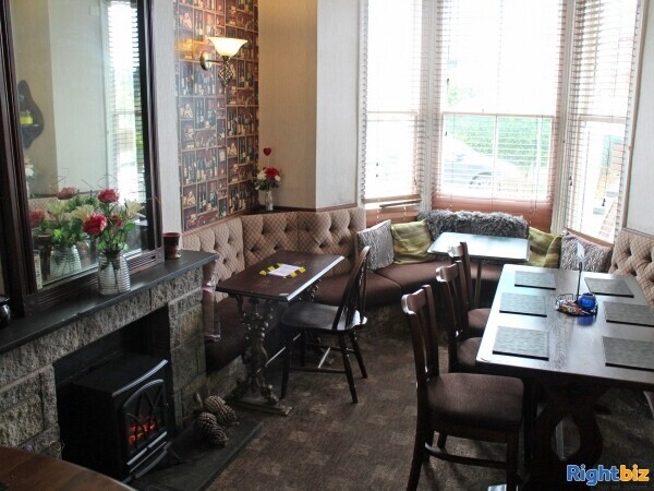 LLYN PENINSULA - COASTAL TOWN FREEHOUSE Photo 2