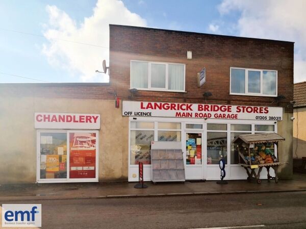 Freehold Garage, Convenience Store + Post Office with accommodation - Near Boston, Lincs Photo 2