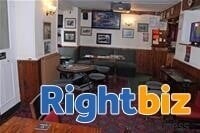 BERKSHIRE - PUB IN LARGE VILLAGE Photo 2