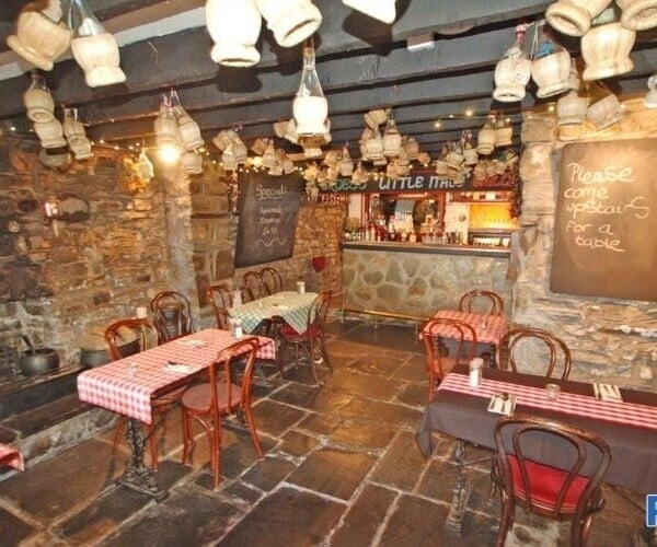 CEREDIGION - SEASIDE TOWN RESTAURANT Photo 2