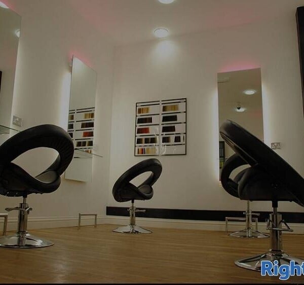 Well established Hair Salon for sale Photo 2