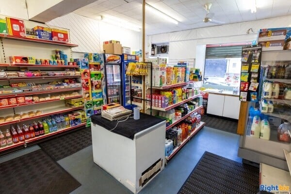Busy Leasehold Newsagents & Convenience Store For Sale, Stenhousemuir Photo 2