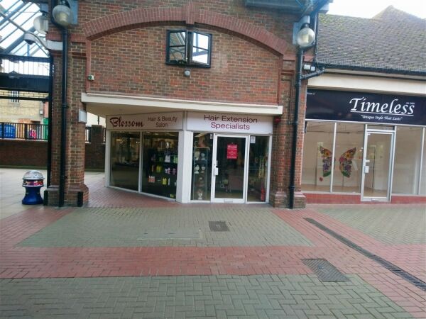 STYLISH HAIR STUDIO IN ASHFORD TOWN CENTRE STYLISH HAIR STUDIO IN ASHFORD TOWN CENTRE