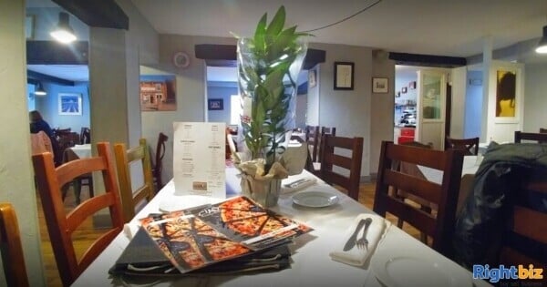 Italian Restaurant and Pub For Sale In Poynton Town Centre, Fully Equipped Photo 2