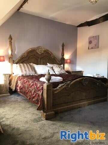 Superb 5 bedroom Guest House 2 minutes from the town centre in the historic town of Shrewsbuy Superb 5 bedroom Guest House 2 minutes from the town centre in the historic town of Shrewsbuy