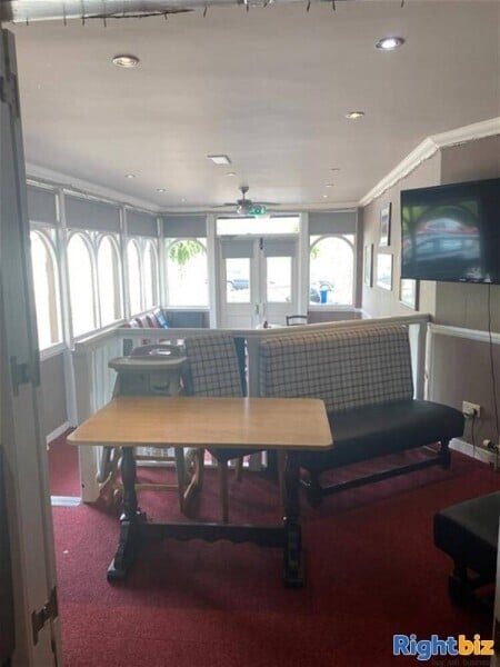The Cardwell Inn - Renfrewshire Photo 2