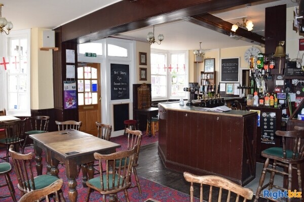 FREE OF TIE FREEHOUSE PUB/RESTAURANT WORTHING, WEST SUSSEX LOW OVERHEADS Photo 2