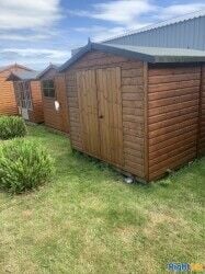 Leasehold shed and garden buildings/cabins retailer