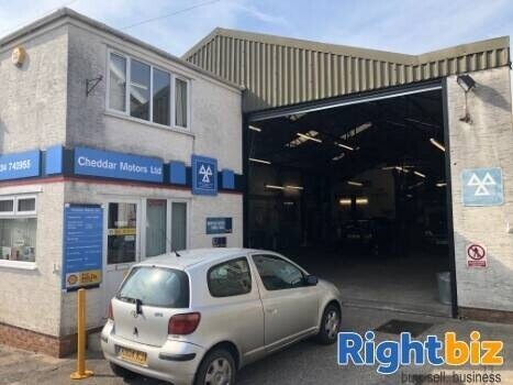 Longstanding Garage Specialising in MOTs, Servicing and Repairs based in Somerset Photo 2