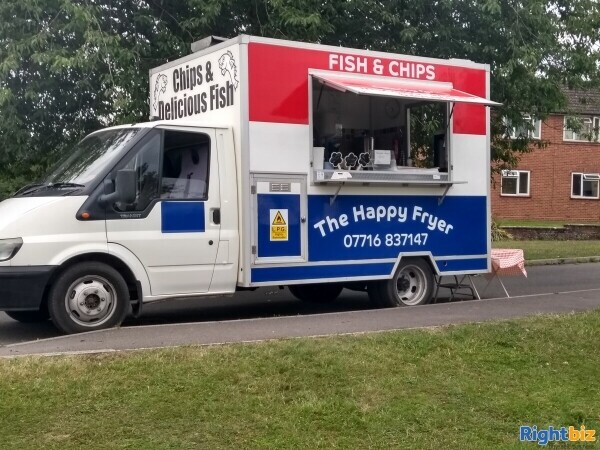 Mobile fish and chip van Hampshire Photo 1