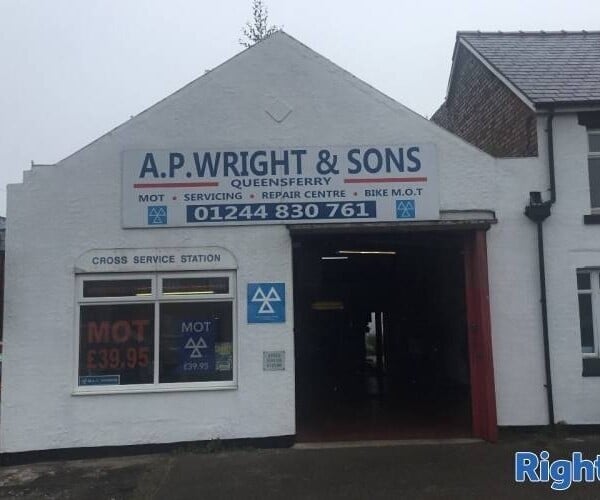 MOT Garage & 3 Investment Properties - Clwyd Photo 2