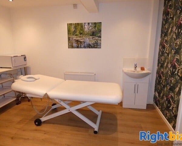 Holistic Beauty Hair & Tanning Salon For Sale Salford Photo 2