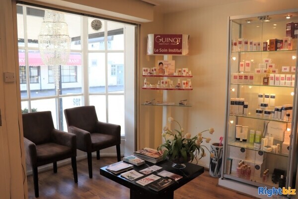 Very profitable, long established Beauty, Laser and Aesthetic Clinic in Dunchurch Photo 2