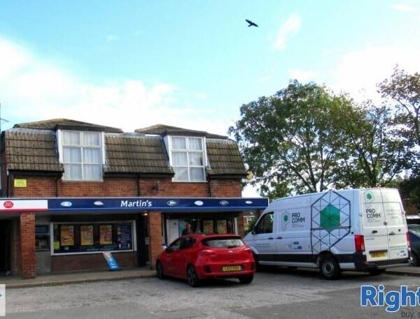 REDUCED LEASEHOLD PO CONVENIENCE & FLAT - CHESTER Photo 2