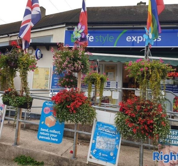 Long-Standing Convenience Store for Sale in Llandudno Photo 2