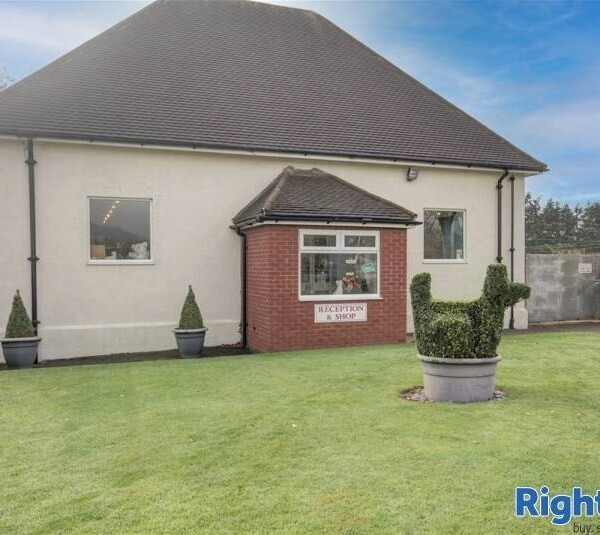 Kennels, Cattery & Equestrian businesses For Sale in Monmouthshire Photo 2