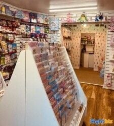 Fully Stocked Newly Established Card, Balloon & Gift Shop Fully Stocked Newly Established Card, Balloon & Gift Shop