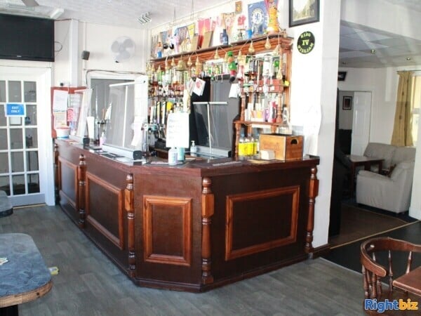 South Wales Heads of the Valley town centre freehold Photo 2