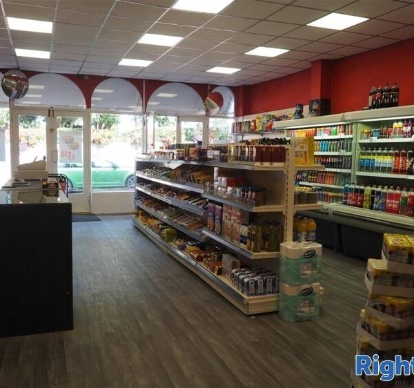Off License & Convenience For Sale in Prestatyn Photo 2