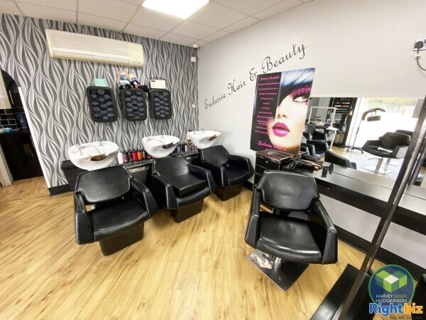 HAIR & BEAUTY SALON: BROUGHTON, CHESTER: Photo 2