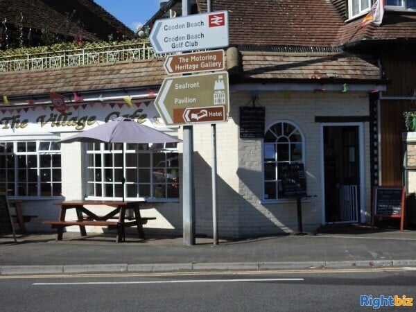 POPULAR CAFE IN PRIME LOCATION (PRICE REDUCED) Photo 2
